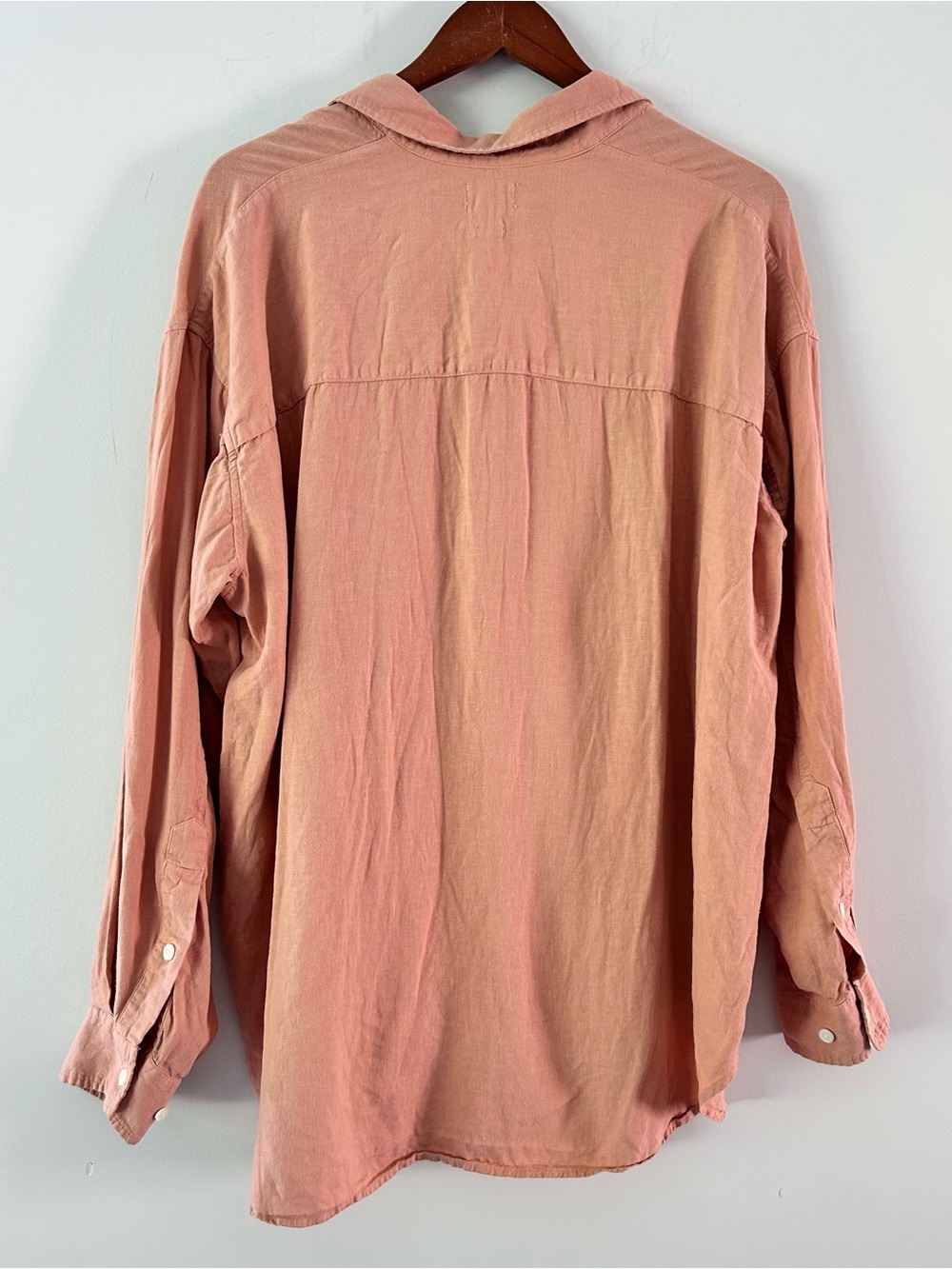 Wilfred free|Salmon Men's Oversized Button-Down Linen Shirt sz small - Picture 3 of 8